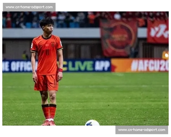 王钰栋挂帅国足东亚杯首秀,00 后新星挑大梁