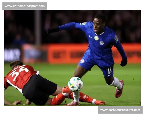 罗马诺确认！切尔西敲定吉滕斯 7 年长约，今夜体检完成关键一步