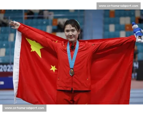 陈佳敏 13 秒 30 赛季最佳夺冠 夏思凝 0.007 秒憾负新人吴安琪摘铜